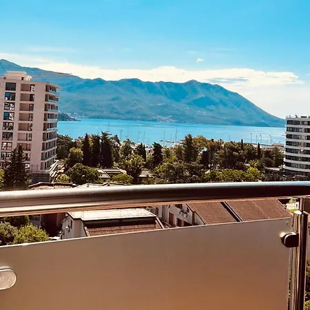 Apartment Sea View